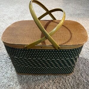 Vintage Hawkeye Burlington Woven Picnic Basket Green Wood Top Bottom Handles 70s